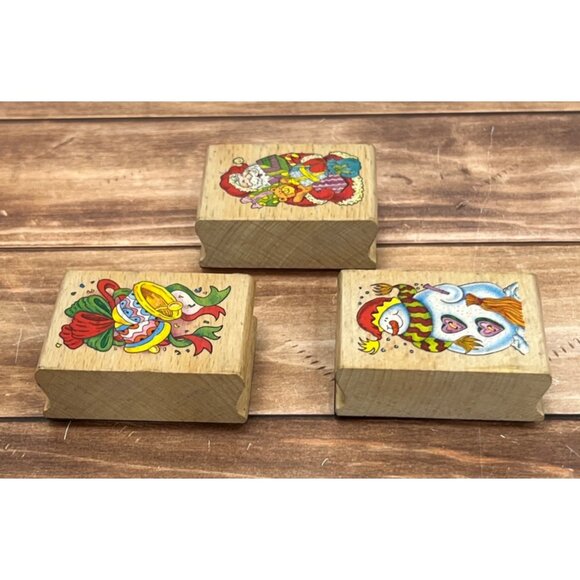 VINTAGE UNBRANDED WOOD MOUNTED RUBBER STAMP SET OF 3 SANTA SNOWMAN BELLS BOW - Picture 5 of 6
